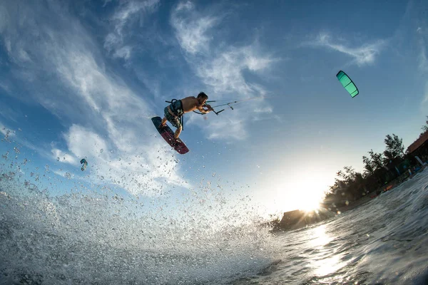 Kitesurfen — Stockfoto