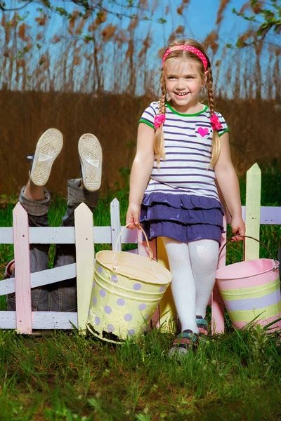 Gelukkig tuinieren voor kinderen — Stockfoto