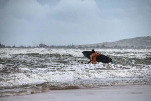 Rider Enters South China Sea High Wave — Stock Photo, Image
