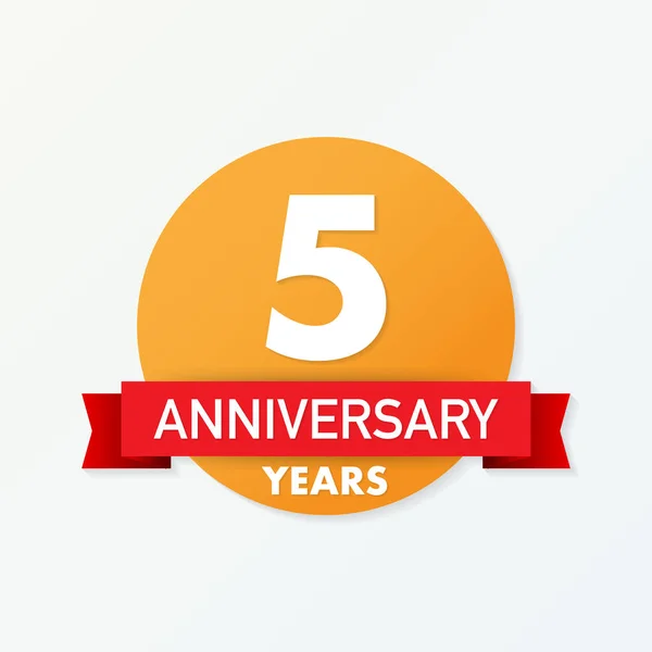 5 anos de emblema aniversário. Ícone de aniversário ou rótulo. 5 anos de celebração e elemento de design de congratulação . —  Vetores de Stock
