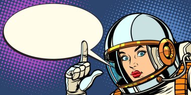 yukarı dönük ciddi astronot kadın