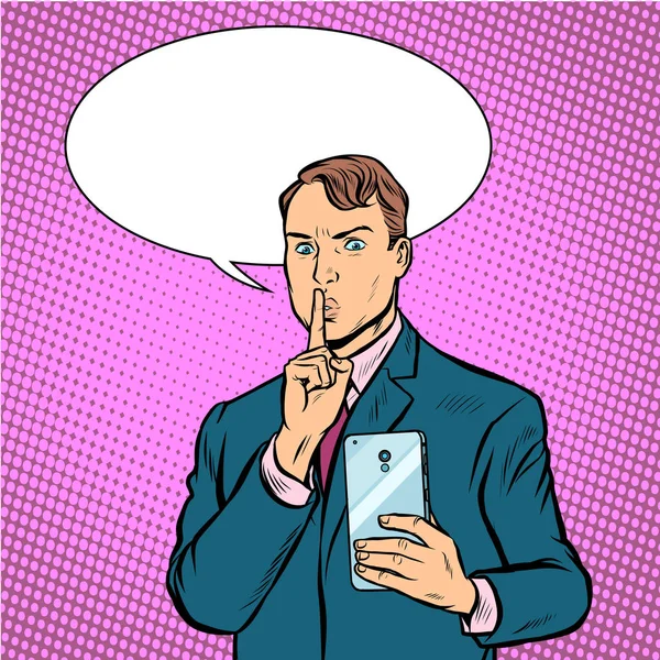 ciddi adam bir akıllı telefonda fotoğraf çeker