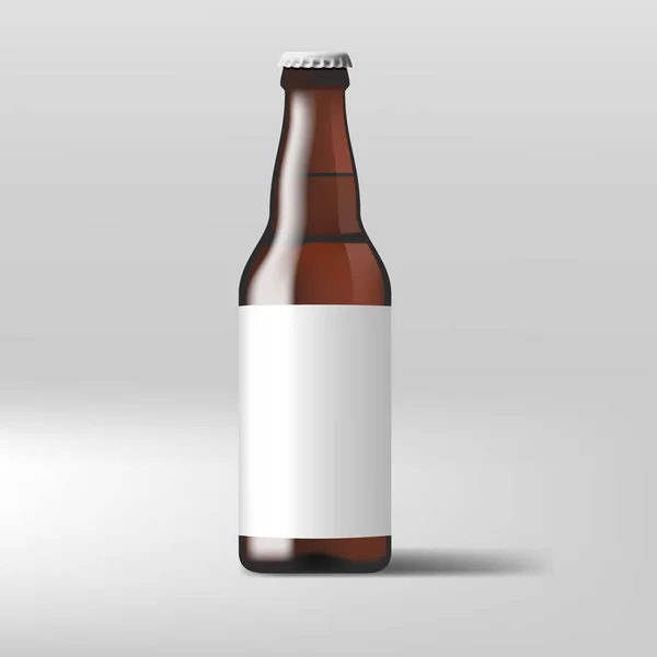 Botella Cerveza Clara Realista Con Etiqueta Blanca Vector Eps10 — Vector de stock
