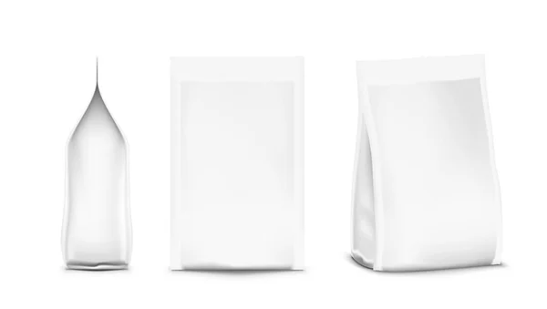 Realistiska Doy Bag Pack för kaffe snacks eller annan mat — Stock vektor