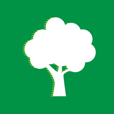 Ağaç simgesi. Vektör. Yeşil arka plan, sarı çizgili gölge beyaz düz simgesi.
