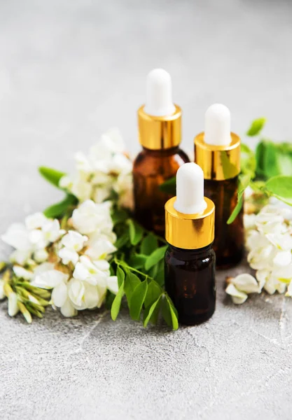 Acacia Essential Oil Bottles Acacia Flowers — Stock Photo, Image