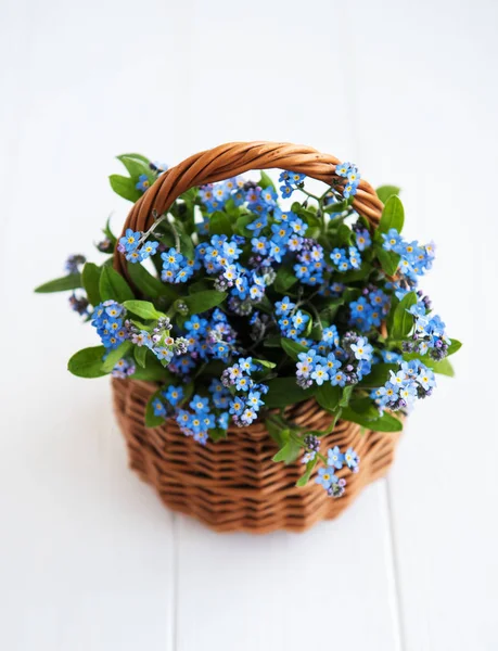 Forget Flowers Basket Old Table — Stock Photo, Image
