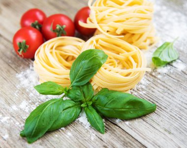 İtalyan makarna tagliatelle