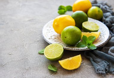 Limon ve limes beton zemin üzerine plaka