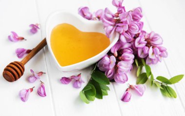 ile akasya çiçekleri tatlım