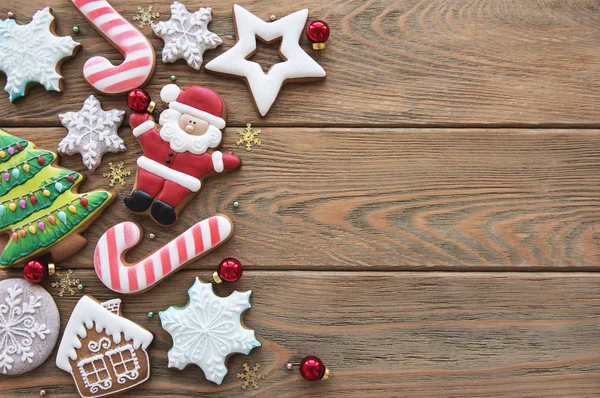 Juldekoration Med Cookies Ett Gammalt Träbord — Stockfoto