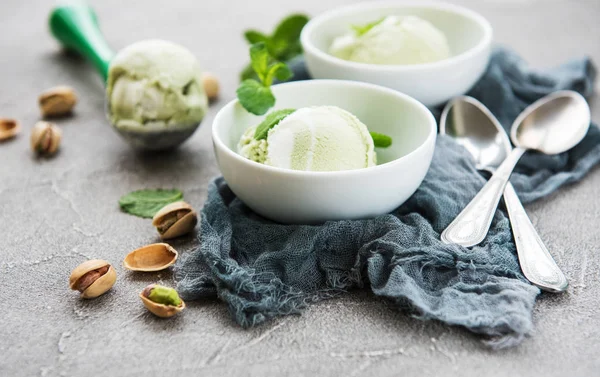Pistachio Ice Cream Mint Pistachio Nuts Stone Background — Stock Photo, Image
