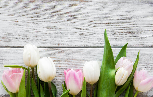 Розовые тюльпаны
