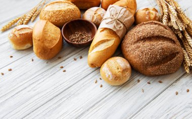Fırında ekmek çeşitleri.