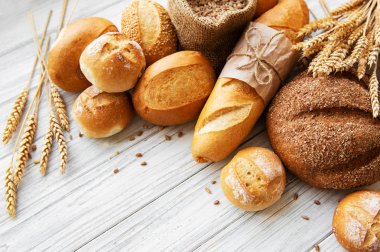 Fırında ekmek çeşitleri.