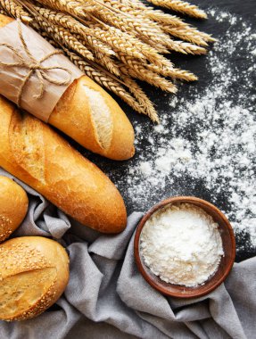 Fırında ekmek çeşitleri.