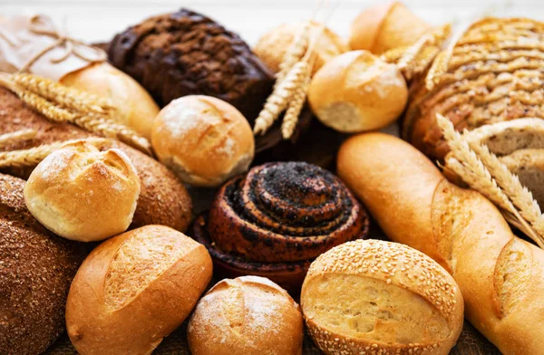 Assortimento di pane al forno — Foto Stock