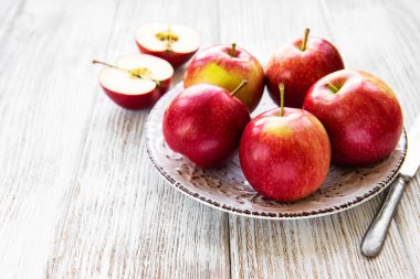 taze kırmızı elmalar
