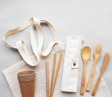 Sıfır atık konsepti, geri dönüştürülmüş sofra takımı