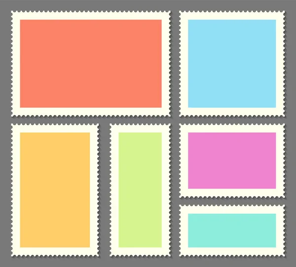Creatieve vectorillustratie van lege postzegels geïsoleerd op achtergrond instellen. Ontwerpsjablonen van kunst met plaats voor uw afbeeldingen en tekst. Abstract begrip grafisch element voor mail, Postkaart — Stockvector