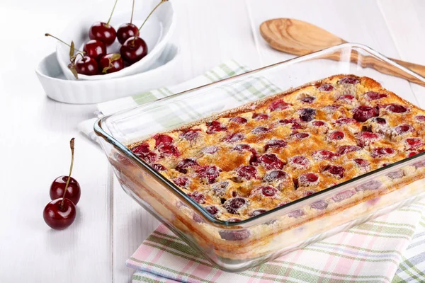 Cherry Clafoutis Traditional French Sweet Fruit Dessert — Stock Photo, Image