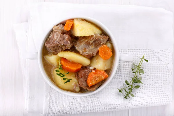 Fleischeintopf Mit Kartoffeln Und Karotten Ansicht Von Oben Kopierraum — Stockfoto