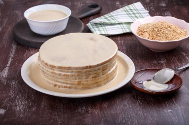 Yapma ya da yemek kek, pasta, kek emprenye, ev yapımı tatlı için kütük