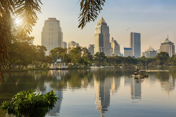 Bangkok, Lumphini park en la mañana —  Fotos de Stock