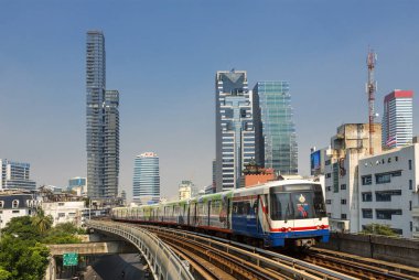 skytrain içinde bangkok