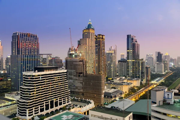 Panoramisch uitzicht op het stedelijke landschap in Bangkok — Stockfoto