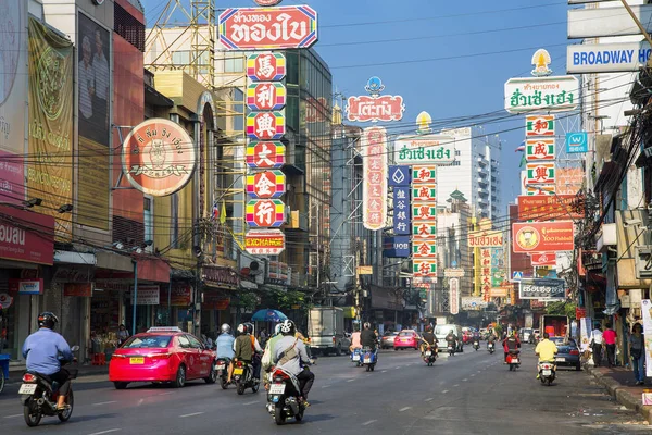 Chinatown, Yowarat Road, Bangkok. Thailand — Stockfoto