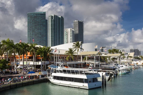 Miami Bayside Market Marina —  Fotos de Stock