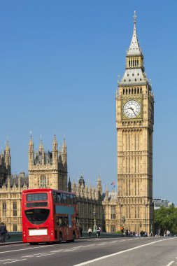 Londra, Westminster Köprüsü'nde trafik