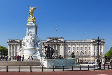 Buckingham Sarayı Londra, İngiltere Kraliçesinin evi..