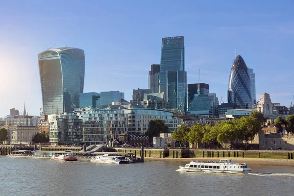 City of London ett av de ledande centren för global finansiering — Stockfoto