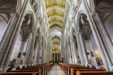 Madrid, almudena Katedrali