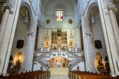 Madrid, almudena Katedrali