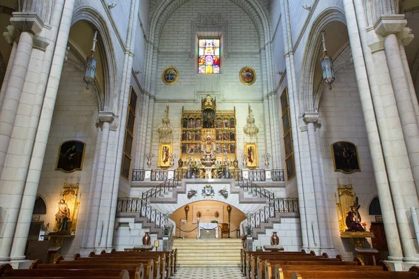 Madrid, Catedral de la Almudena — Foto de Stock