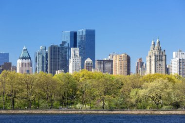 Central Park çevresindeki yüksek binalar