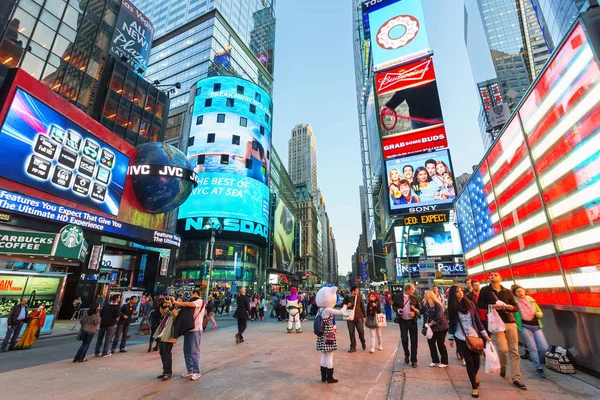 Ciudad Nueva York Times Square Iluminada Por Noche — Foto de Stock