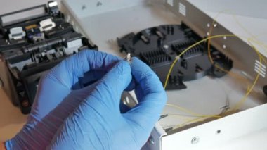 Sarı fiber optik kablo montajı