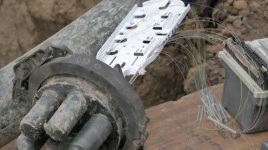 Fiber optik debriyaj