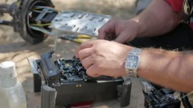 Bir fiber optik bağlantı ile çalışma