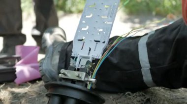 Bir İnternet kablosu kurulumu