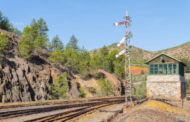 Huelva 'daki (İspanya) Riotinto eski madenlerinin kalıntıları)