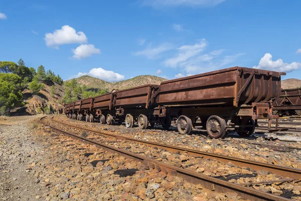 Huelva 'daki (İspanya) Riotinto eski madenlerinin kalıntıları)