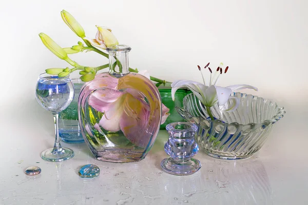 Still Life Glass Objects Flowers — Stock Photo, Image