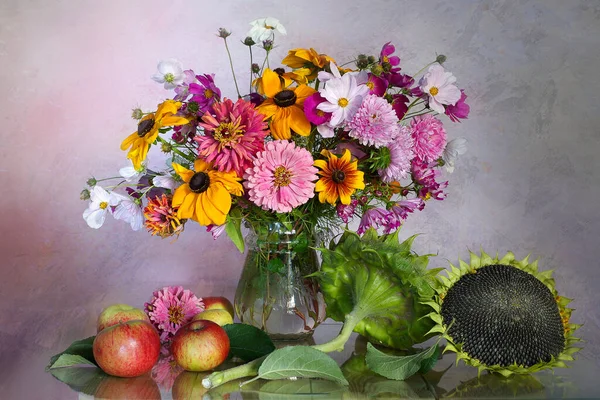 Hálaadás Ősz Háttér Panoráma Szezonális Őszi Bogyók Tök Alma Virágok — Stock Fotó