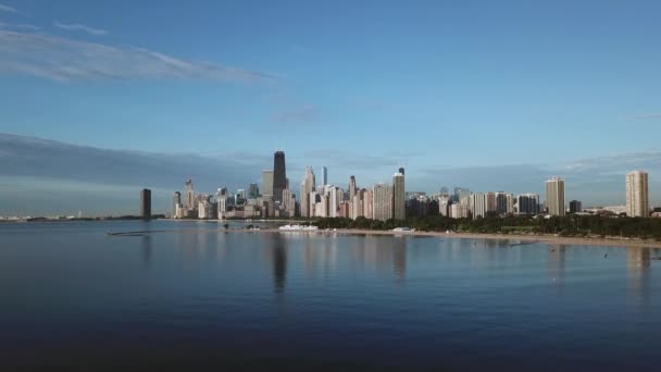 Kilátás nyílik a belvárosra Chicago — Stock videók