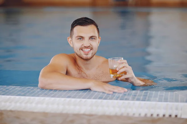 Man in the pool — Stock Photo, Image